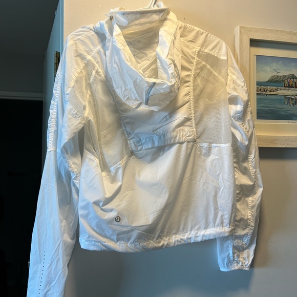 Lululemon Light Jacket -small with hidden hoodie - Picture 3 of 5